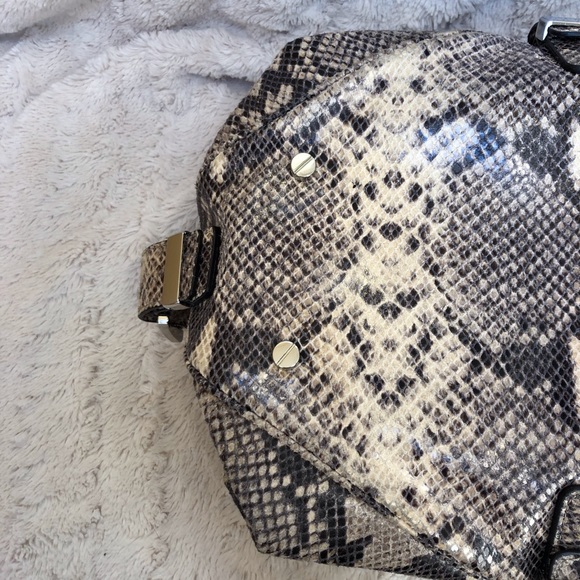 ♥️ MICHAEL KORS Limited Edition Snakeskin handbag - Picture 14 of 16